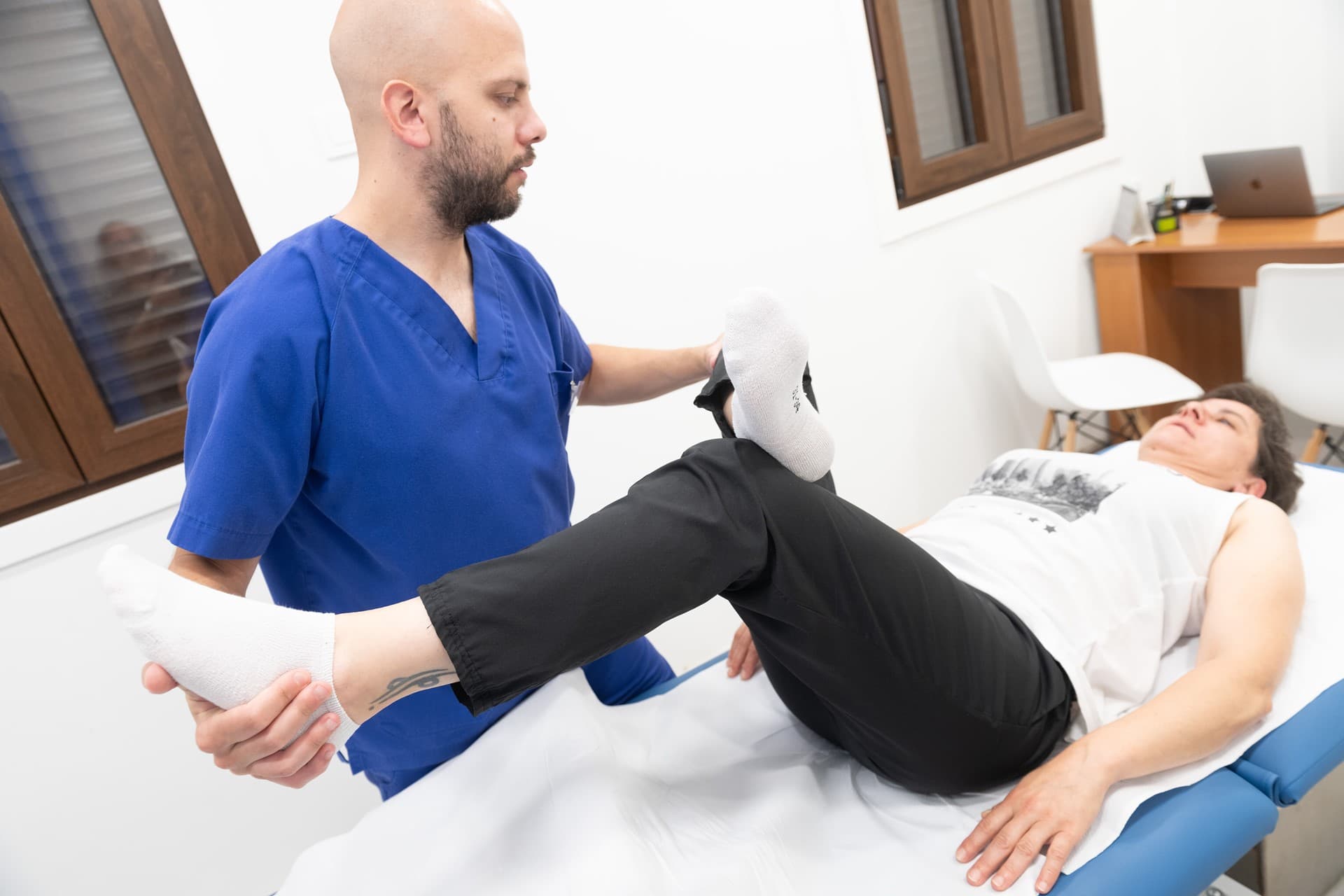 Pide cita con nuestro fisioterapeuta en Pontevedra y recupera tu bienestar